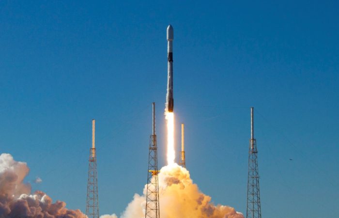 SpaceX Launch Nanoracks Customer Payloads